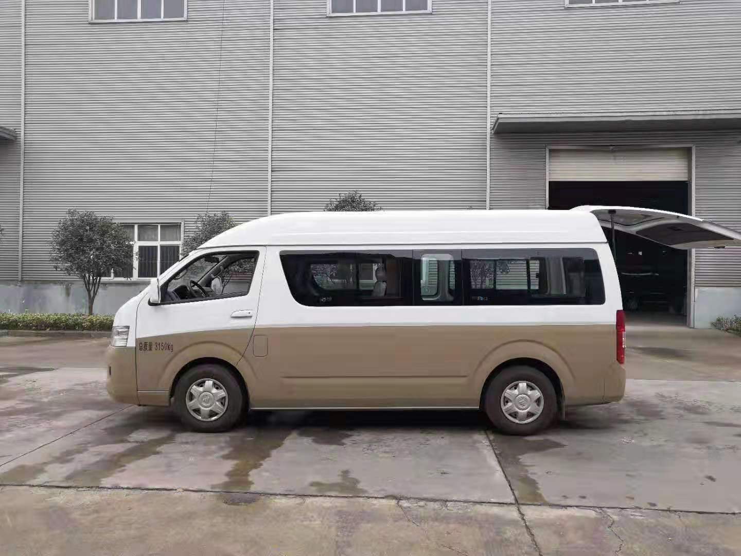 福田殯儀車