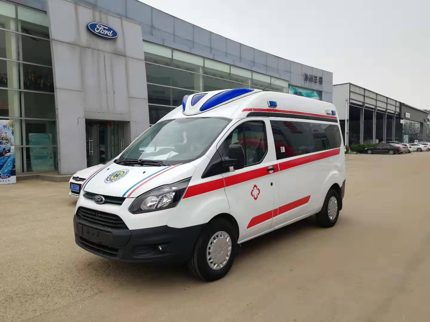 福特V362救護(hù)車(chē) - 1